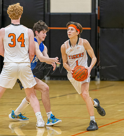 Ipswich vs Stoneham Boys HS Varsity Basketball 2023_02-17_05-45-23_AB5W0089_@TimCardew_2023