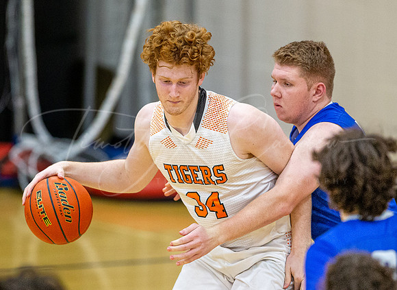 Ipswich vs Stoneham Boys HS Varsity Basketball 2023_02-17_05-55-44_DT7T2163_@TimCardew_2023