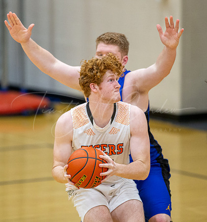 Ipswich vs Stoneham Boys HS Varsity Basketball 2023_02-17_05-55-45_DT7T2167_@TimCardew_2023