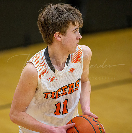 Ipswich vs Stoneham Boys HS Varsity Basketball 2023_02-17_05-59-40_DT7T2357_@TimCardew_2023