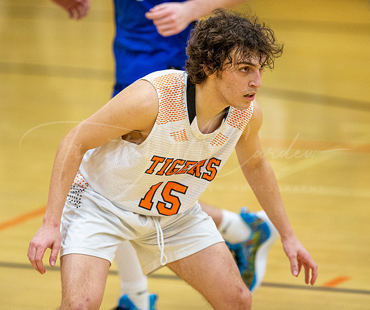 Ipswich vs Stoneham Boys HS Varsity Basketball 2023_02-17_06-00-15_DT7T2377_@TimCardew_2023