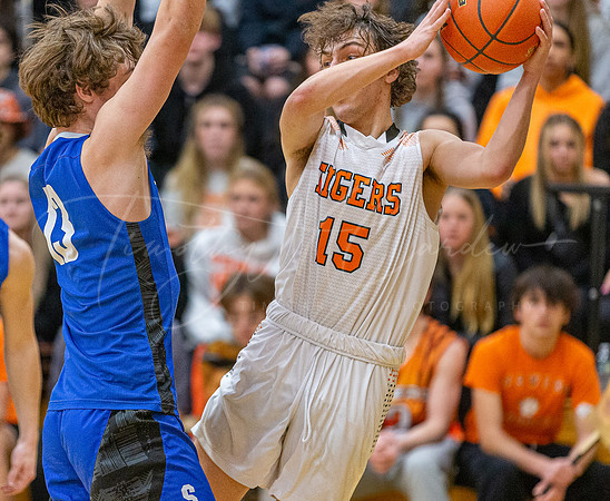 Ipswich vs Stoneham Boys HS Varsity Basketball 2023_02-17_06-05-43_AB5W0170_@TimCardew_2023