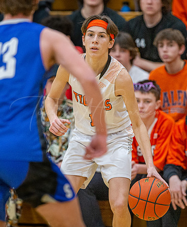 Ipswich vs Stoneham Boys HS Varsity Basketball 2023_02-17_06-08-08_DT7T2647_@TimCardew_2023