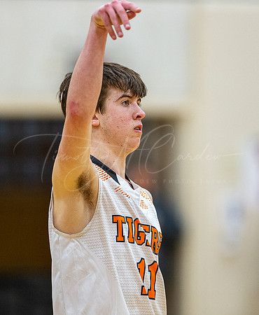 Ipswich vs Stoneham Boys HS Varsity Basketball 2023_02-17_06-13-53_DT7T2859_@TimCardew_2023