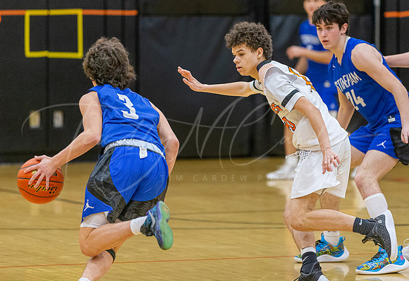 Ipswich vs Stoneham Boys HS Varsity Basketball 2023_02-17_06-14-20_AB5W0341_@TimCardew_2023