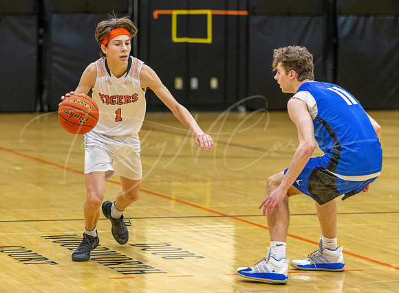 Ipswich vs Stoneham Boys HS Varsity Basketball 2023_02-17_06-21-08_AB5W0532_@TimCardew_2023