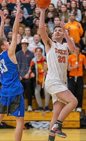 Ipswich vs Stoneham Boys HS Varsity Basketball 2023_02-17_06-35-02_AB5W0795_@TimCardew_2023