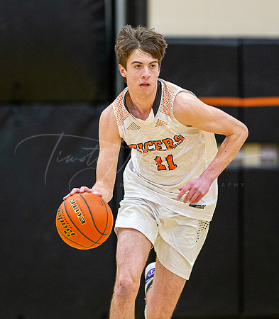 Ipswich vs Stoneham Boys HS Varsity Basketball 2023_02-17_05-23-02_DT7T1777_@TimCardew_2023