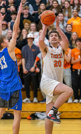 Ipswich vs Stoneham Boys HS Varsity Basketball 2023_02-17_06-35-02_AB5W0794_@TimCardew_2023