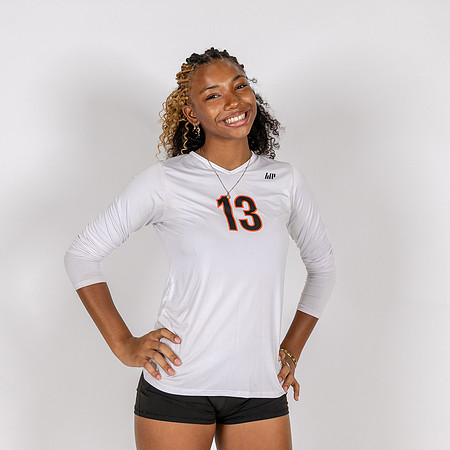 Ipswich Volleyball Media Day 2026_2026-08-28_03-31-40_0X4A1341_@TimCardew_2026