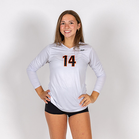 Ipswich Volleyball Media Day 2026_2026-08-28_03-33-32_0X4A1356_@TimCardew_2026