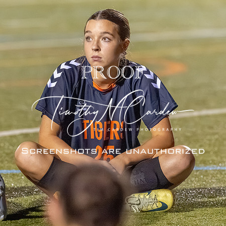 Ipswich vs Amesbury Girls Soccer 2026 Senior Night_2026-09-29_06-47-31_0X4A6737_@TimCardew_2026