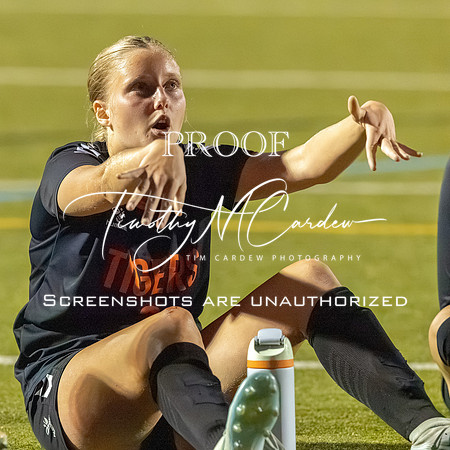 Ipswich vs Amesbury Girls Soccer 2026 Senior Night_2026-09-29_06-48-00_0X4A6752_@TimCardew_2026