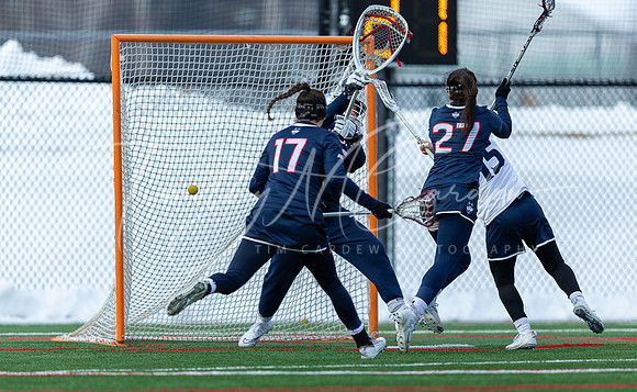 University of New Hampshire vs #25 University of Connecticut Women’s Lacrosse Game 2022_2022-02-27_03-02-01_AB5W5111_@TimCardew_2022