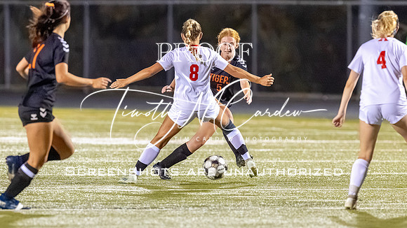 Ipswich vs Amesbury Girls Soccer 2026 Senior Night_2026-09-29_07-01-19_0X4A6907_@TimCardew_2026