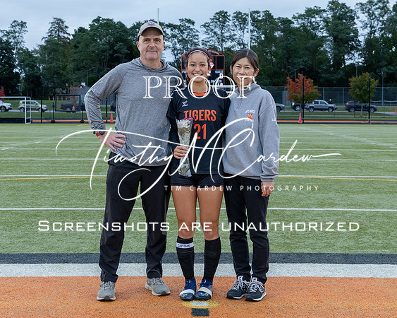 Ipswich vs Amesbury Girls Soccer 2026 Senior Night_2026-09-29_05-39-11_311A7057_@TimCardew_2026