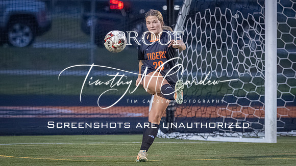 Ipswich vs Amesbury Girls Soccer 2026 Senior Night_2026-09-29_06-28-34_0X4A6319_@TimCardew_2026