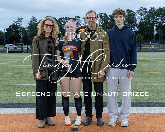 Ipswich vs Amesbury Girls Soccer 2026 Senior Night_2026-09-29_05-42-29_311A7093_@TimCardew_2026