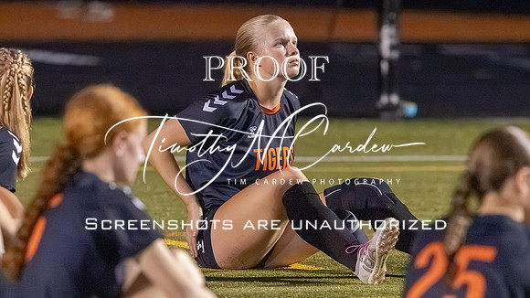 Ipswich vs Amesbury Girls Soccer 2026 Senior Night_2026-09-29_06-46-24_0X4A6706_@TimCardew_2026