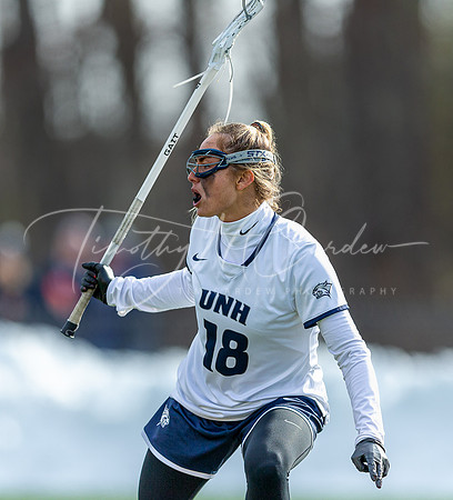 University of New Hampshire vs #25 University of Connecticut Women’s Lacrosse Game 2022_2022-02-27_03-33-23_AB5W6092_@TimCardew_2022