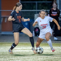 Ipswich vs Amesbury Girls Soccer 2026 Senior Night_2026-09-29_06-26-00_0X4A6218_@TimCardew_2026