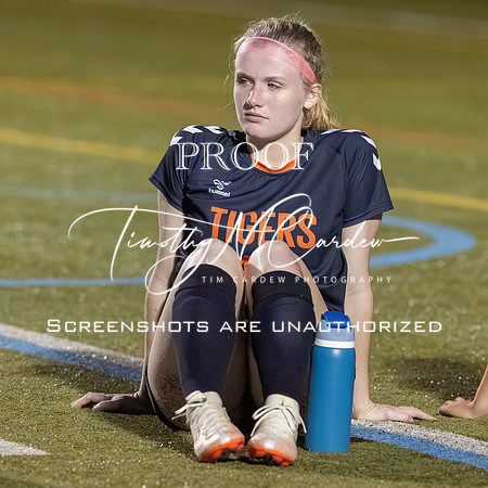 Ipswich vs Amesbury Girls Soccer 2026 Senior Night_2026-09-29_06-47-05_0X4A6728_@TimCardew_2026