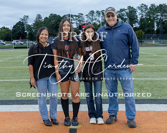 Ipswich vs Amesbury Girls Soccer 2026 Senior Night_2026-09-29_05-41-52_311A7085_@TimCardew_2026