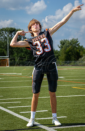 Ipswich Varsity Football Preseason Fall 2022_2022-08-29_03-14-04_IM1D0804_@TimCardew_2022