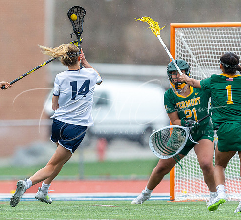 University of New Hampshire vs Vermont Women’s Lacrosse Game 2022_2022-04-16_01-54-50_AB5W0810_@TimCardew_2022
