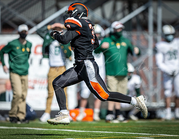 Ipswich vs North Reading Varsity Football Game 2021_2021-03-20_13-59-35_IM1D8750_©TimCardew_2021