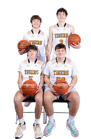 Ipswich HS Boys Basketball 2025 Media Day_2025-01-09_04-47-34_DT7T9067_@TimCardew_2025-Edit