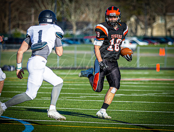 Ipswich vs Lynnfield Varsity Football Game 2021_2021-04-09_05-00-30_AB5W7797.CR2_@TimCardew_2021