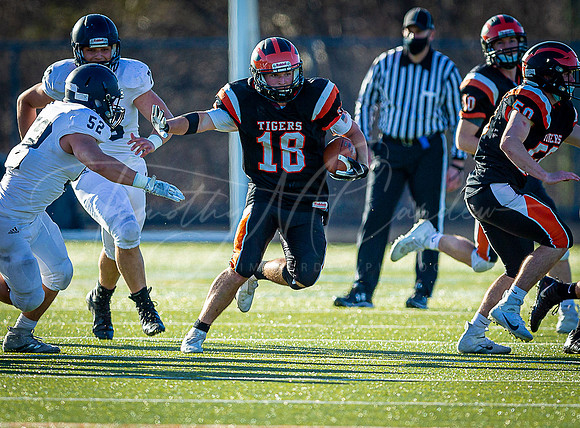 Ipswich vs Lynnfield Varsity Football Game 2021_2021-04-09_05-26-54_IM1D3977.CR2_@TimCardew_2021