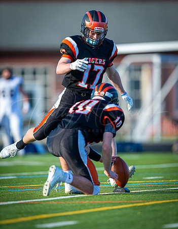 Ipswich vs Lynnfield Varsity Football Game 2021_2021-04-09_05-42-37_IM1D4328.CR2_@TimCardew_2021