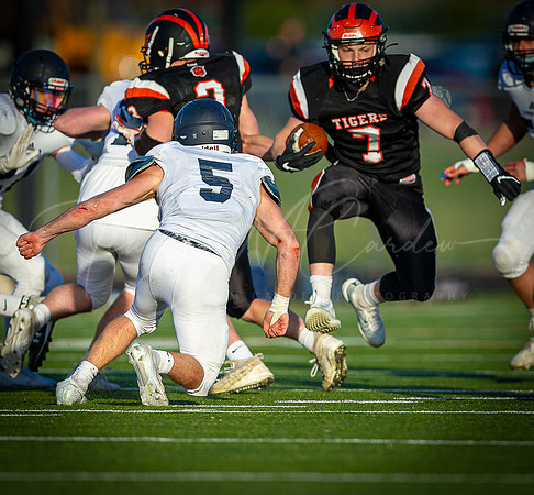 Ipswich vs Lynnfield Varsity Football Game 2021_2021-04-09_06-04-04_IM1D4495.CR2_@TimCardew_2021