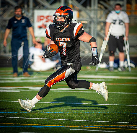 Ipswich vs Lynnfield Varsity Football Game 2021_2021-04-09_06-07-18_AB5W8097.CR2_@TimCardew_2021