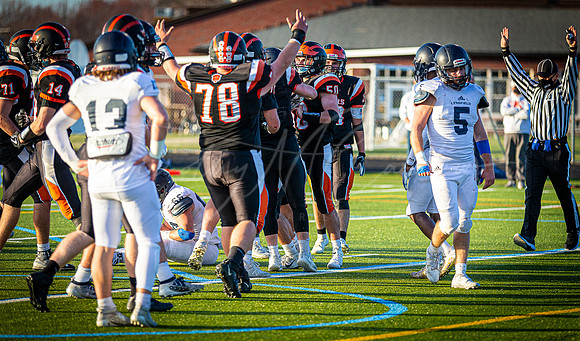 Ipswich vs Lynnfield Varsity Football Game 2021_2021-04-09_06-26-20_AB5W8309.CR2_@TimCardew_2021