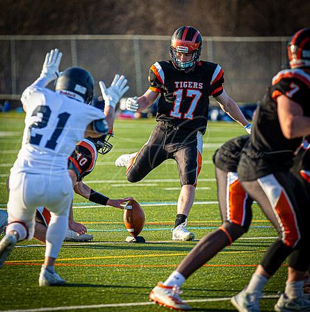 Ipswich vs Lynnfield Varsity Football Game 2021_2021-04-09_06-26-59_AB5W8338.CR2_@TimCardew_2021