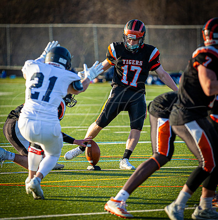 Ipswich vs Lynnfield Varsity Football Game 2021_2021-04-09_06-26-59_AB5W8339.CR2_@TimCardew_2021