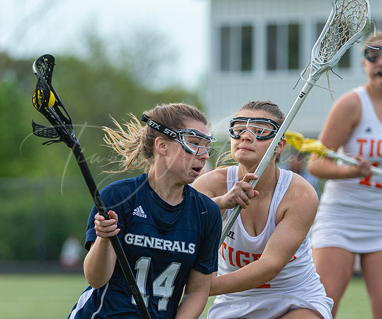 Ipswich vs Hamilton-Wenham Girls HS Varsity Lacrosse Game 2022_2022-05-16_06-35-26_IM1D5273_@TimCardew_2022