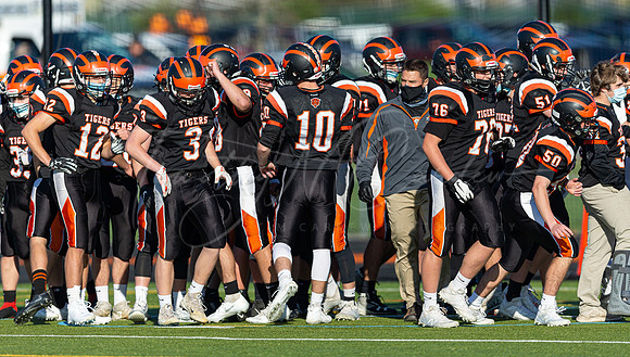 Ipswich vs Hamilton-Wenham Varsity Football Game 2021_2021-04-23_05-28-52_AB5W0566_@TimCardew_2021