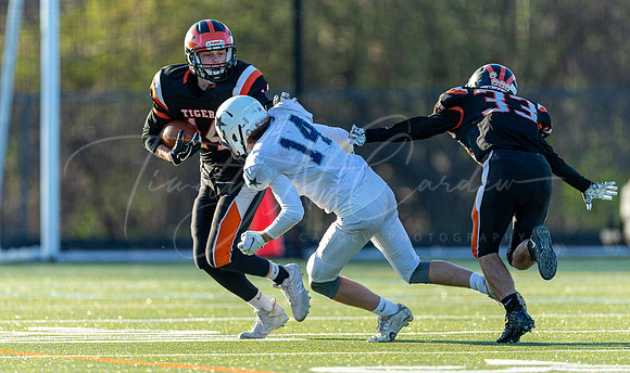 Ipswich vs Hamilton-Wenham Varsity Football Game 2021_2021-04-23_06-16-31_AB5W0876_@TimCardew_2021