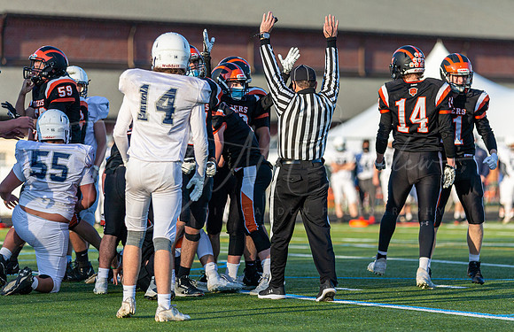 Ipswich vs Hamilton-Wenham Varsity Football Game 2021_2021-04-23_06-27-13_IM1D6468_@TimCardew_2021