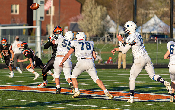 Ipswich vs Hamilton-Wenham Varsity Football Game 2021_2021-04-23_06-34-52_IM1D6512_@TimCardew_2021