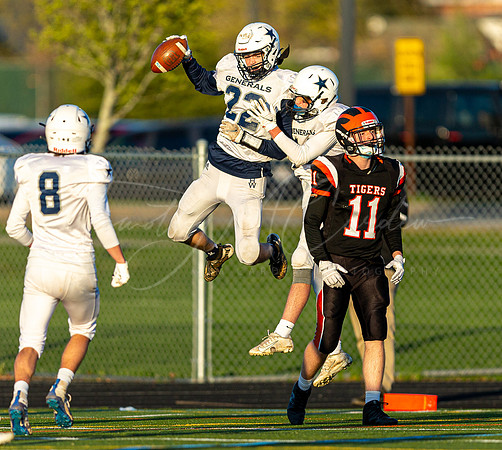 Ipswich vs Hamilton-Wenham Varsity Football Game 2021_2021-04-23_06-48-44_AB5W1560_@TimCardew_2021