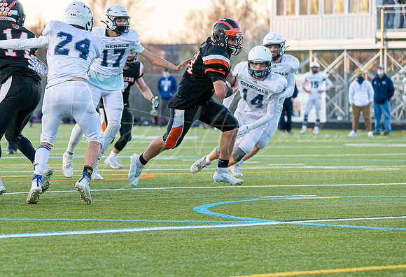 Ipswich vs Hamilton-Wenham Varsity Football Game 2021_2021-04-23_07-15-56_IM1D6805_@TimCardew_2021