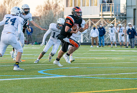 Ipswich vs Hamilton-Wenham Varsity Football Game 2021_2021-04-23_07-15-56_IM1D6807_@TimCardew_2021