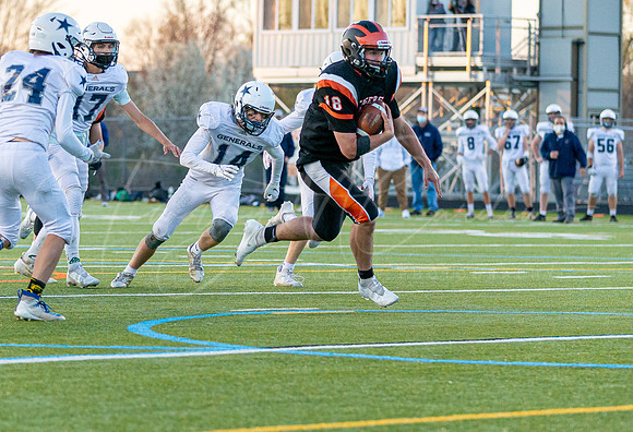 Ipswich vs Hamilton-Wenham Varsity Football Game 2021_2021-04-23_07-15-56_IM1D6808_@TimCardew_2021