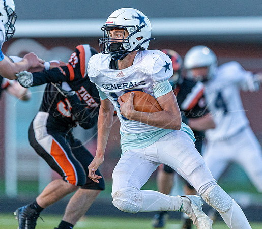 Ipswich vs Hamilton-Wenham Varsity Football Game 2021_2021-04-23_07-19-12_AB5W1905_@TimCardew_2021