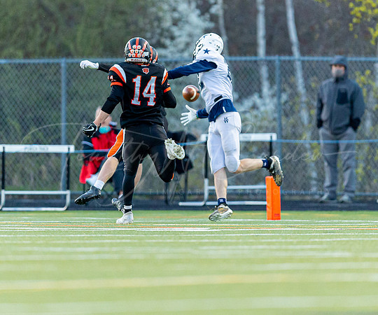 Ipswich vs Hamilton-Wenham Varsity Football Game 2021_2021-04-23_07-20-55_AB5W1981_@TimCardew_2021